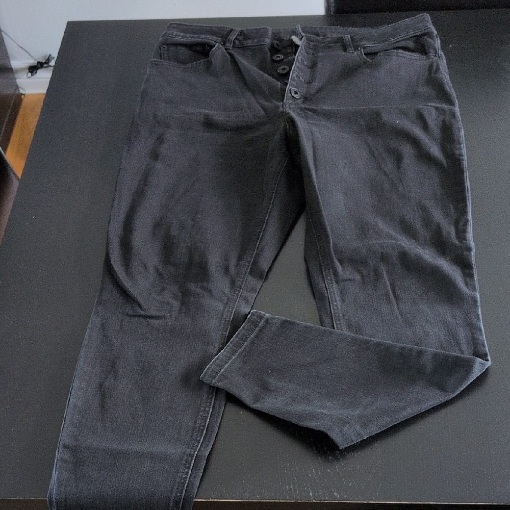 Women's Black Skinny Jeans